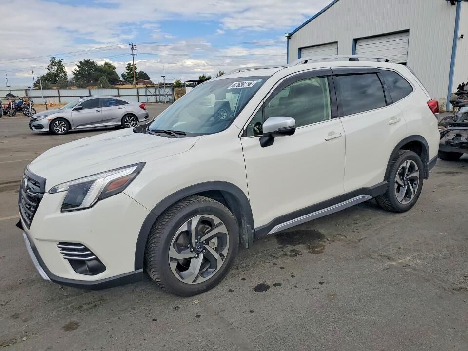 2024 SUBARU Forester