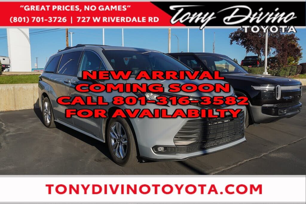 2023 TOYOTA Sienna