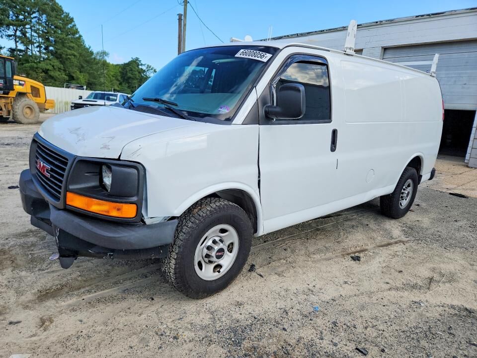 2016 GMC Savana