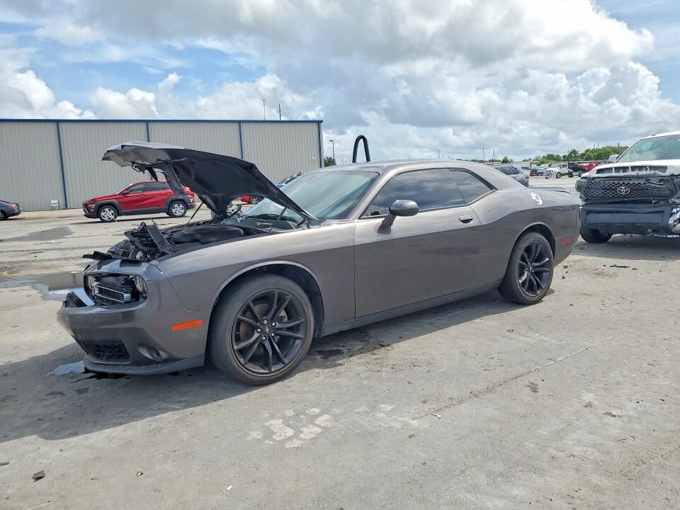 2021 DODGE Challenger