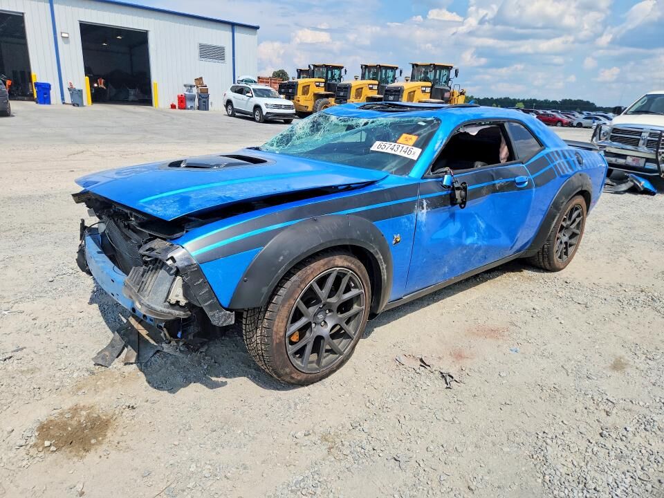 2016 DODGE Challenger