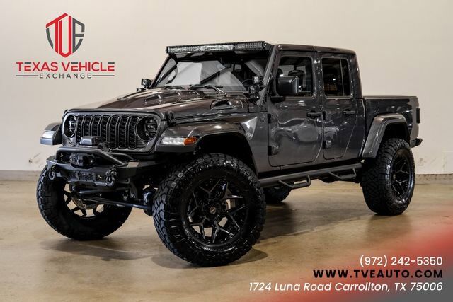 2025 JEEP Gladiator
