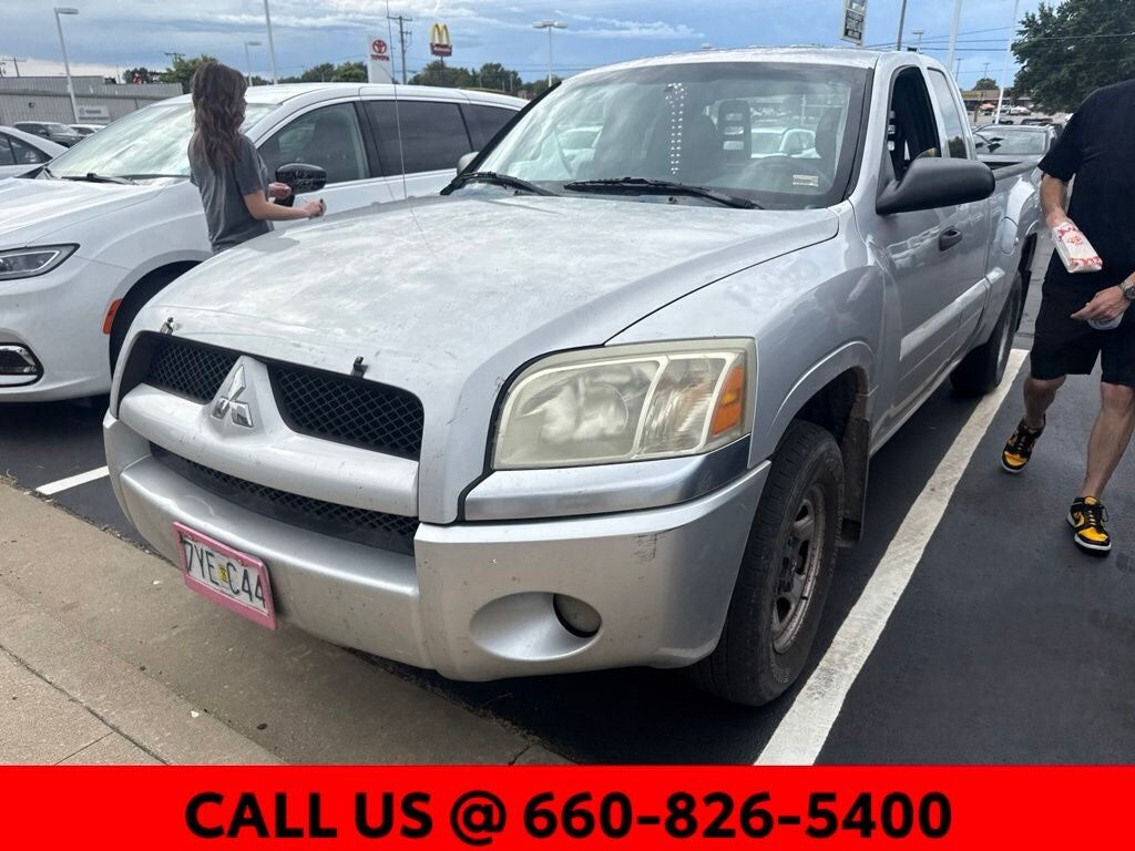 2007 MITSUBISHI Raider