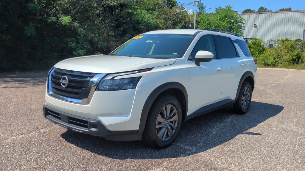 2024 NISSAN Pathfinder