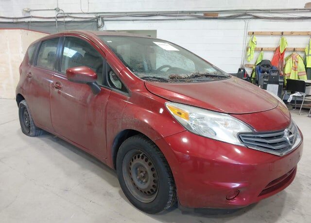 2016 NISSAN Versa