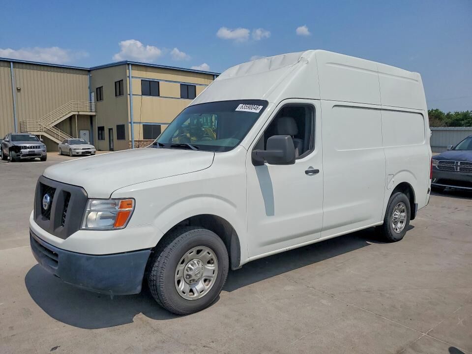 2014 NISSAN NV