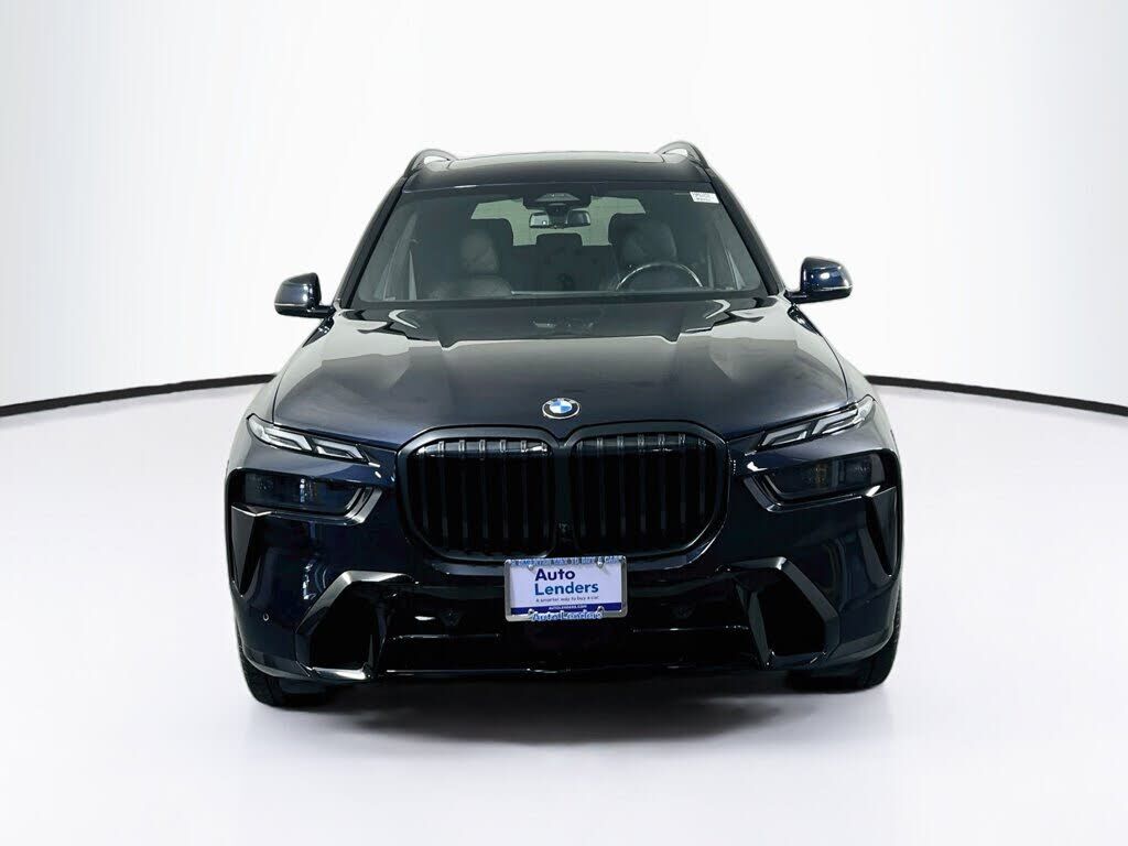 2023 BMW X7