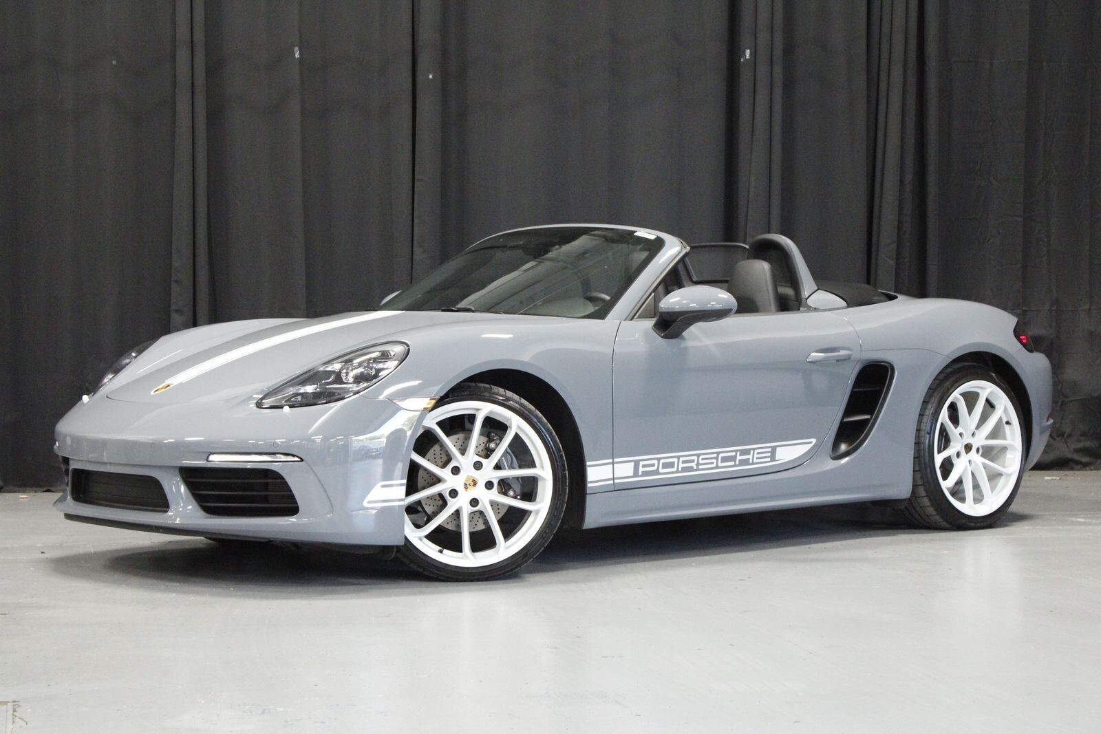 2024 PORSCHE 718