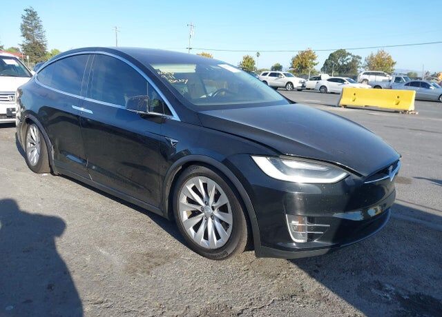 2017 TESLA Model X