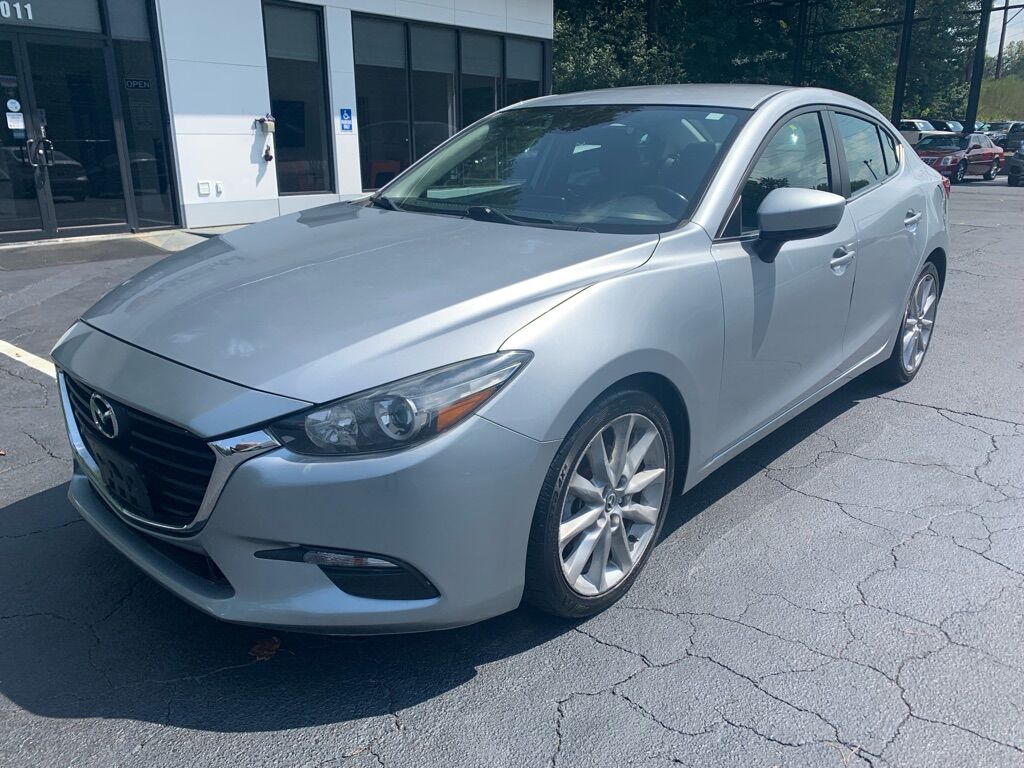 2017 MAZDA Mazda3