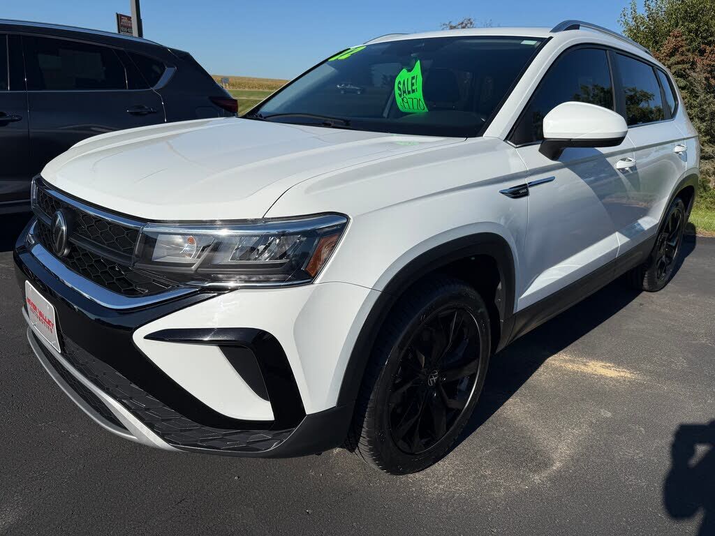 2022 VOLKSWAGEN Taos