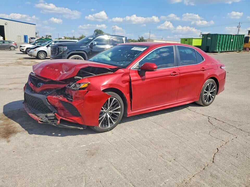2020 TOYOTA Camry