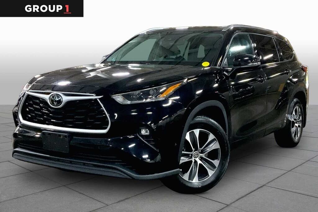2021 TOYOTA Highlander