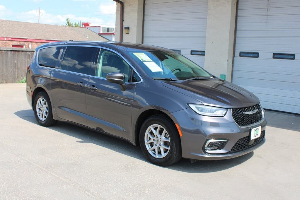 2023 CHRYSLER Pacifica