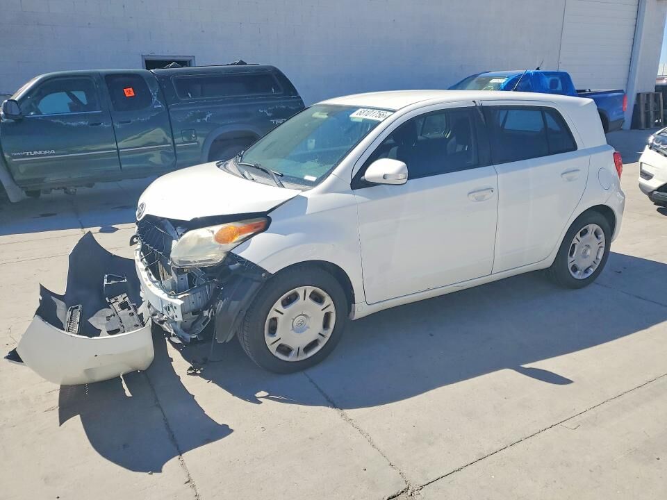 2010 TOYOTA SCION