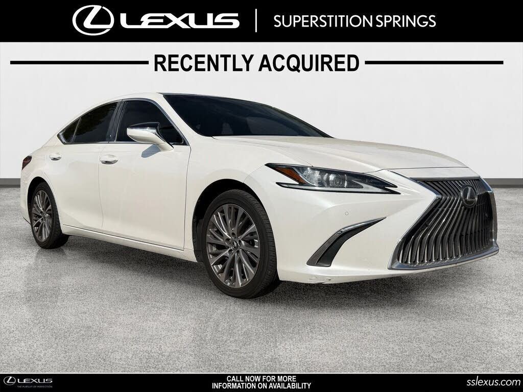 2021 LEXUS ES