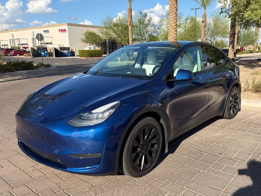 2021 TESLA Model Y