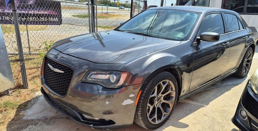 2018 CHRYSLER 300