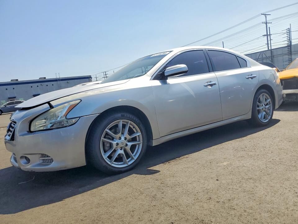 2012 NISSAN Maxima