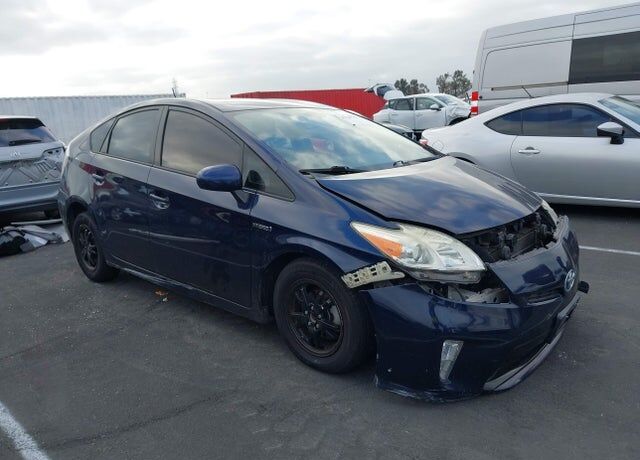 2015 TOYOTA PRIUS