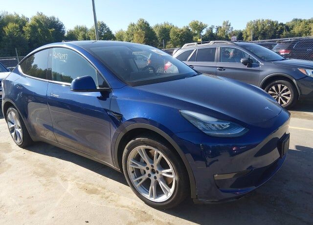 2021 TESLA Model Y