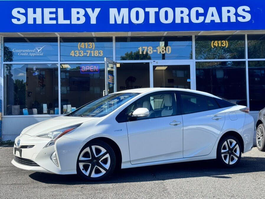 2016 TOYOTA PRIUS