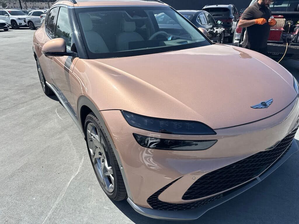2023 GENESIS GV60