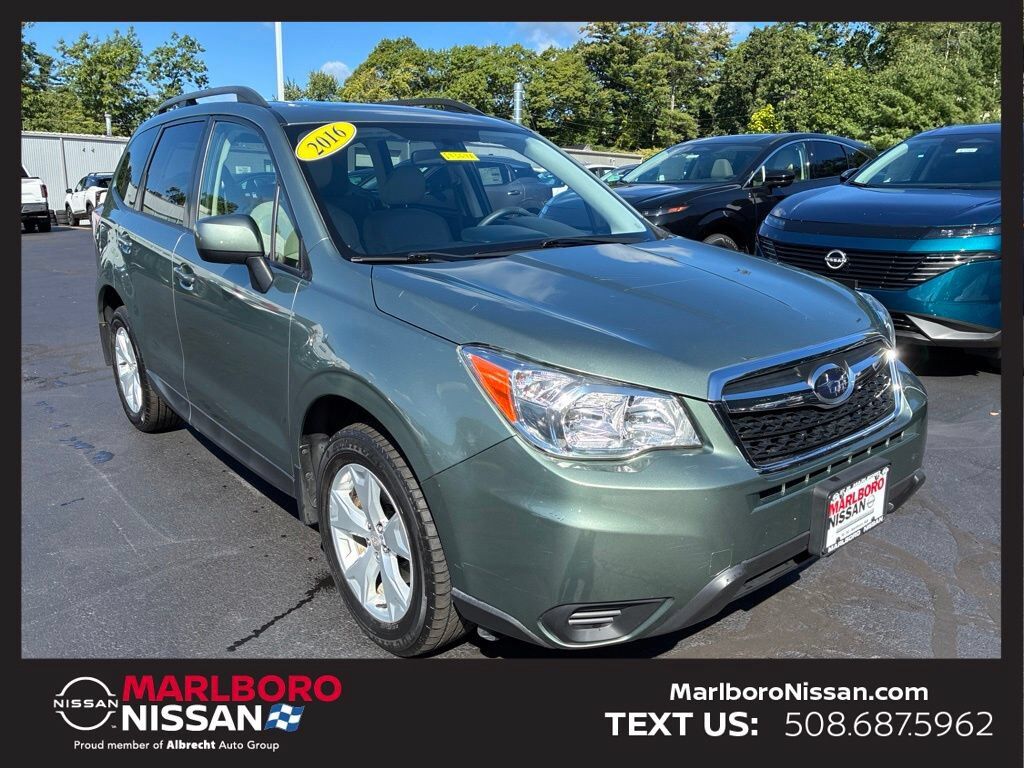 2016 SUBARU Forester