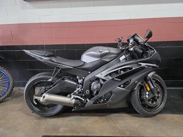 2016 YAMAHA YZF