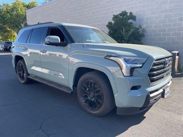 2024 TOYOTA Sequoia