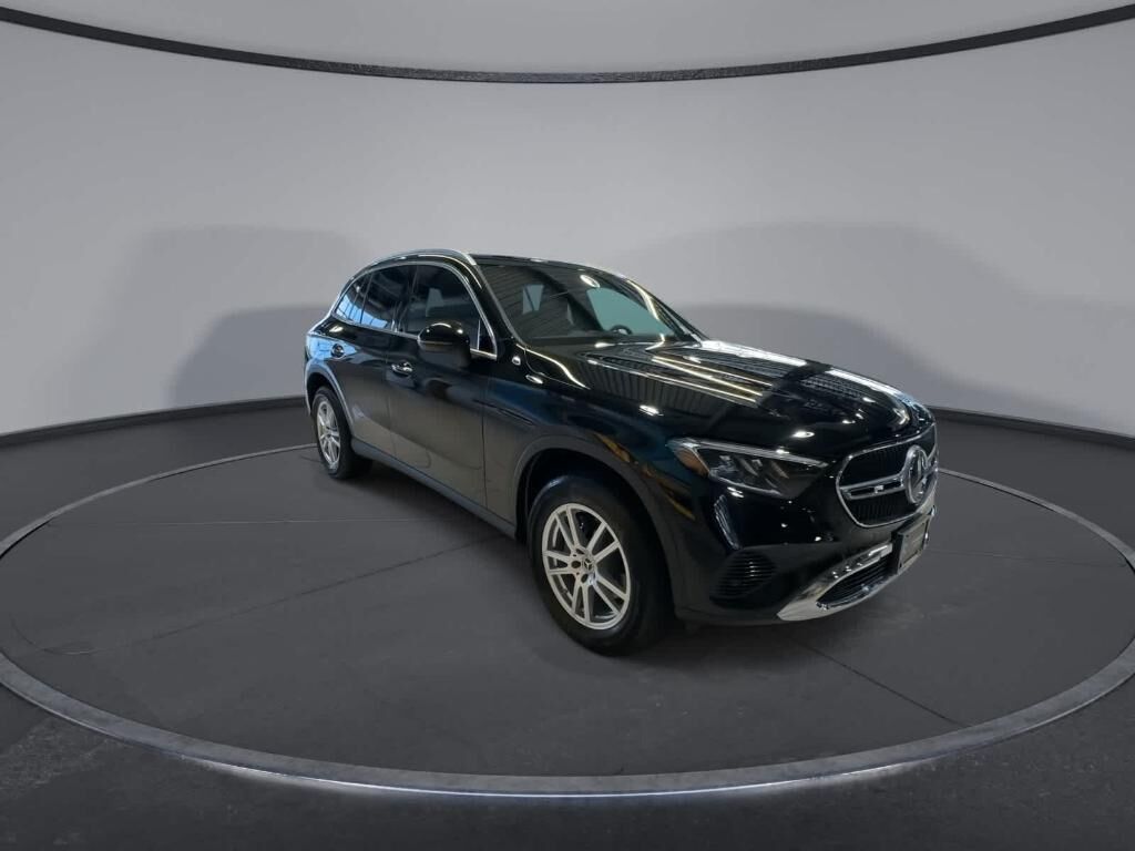 2023 Mercedes-Benz GLC-Class