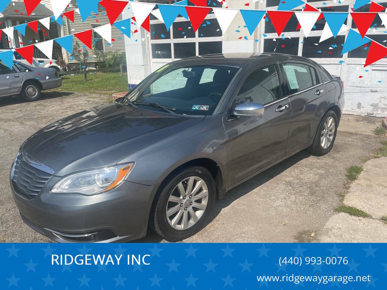 2013 CHRYSLER 200