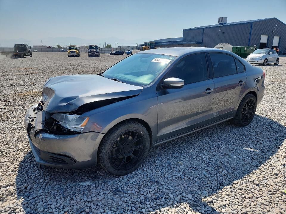 2012 VOLKSWAGEN Jetta