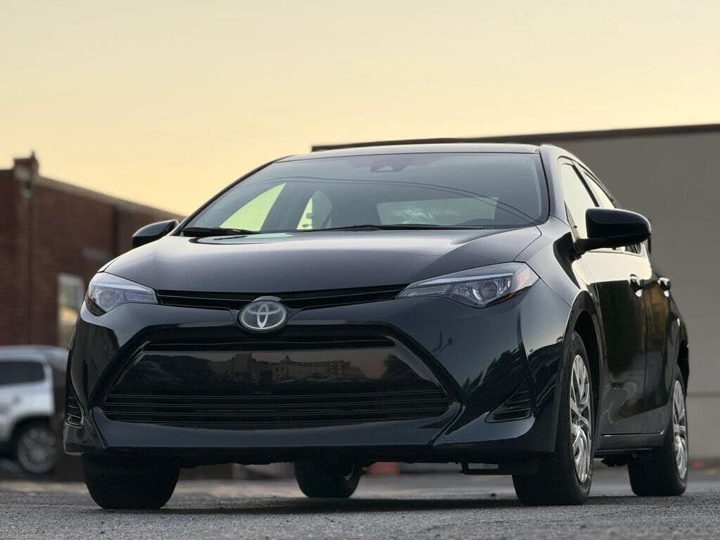 2017 TOYOTA Corolla