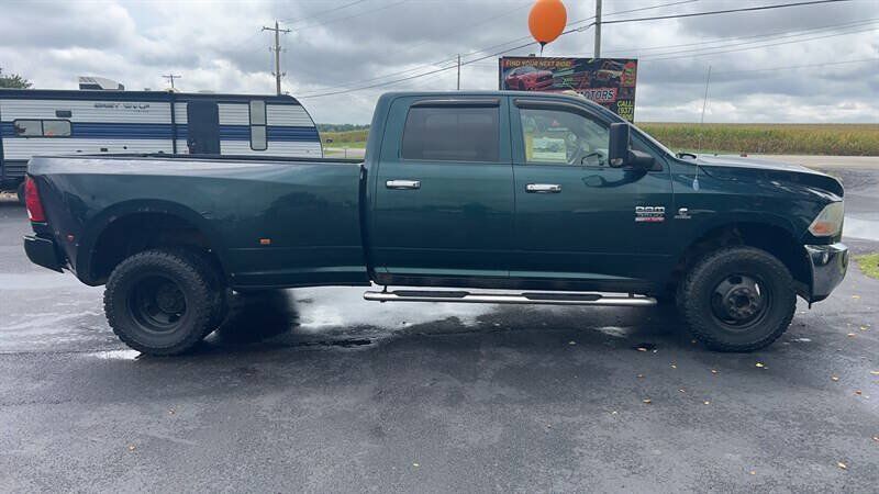 2011 DODGE Ram