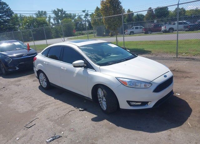 2016 FORD Focus
