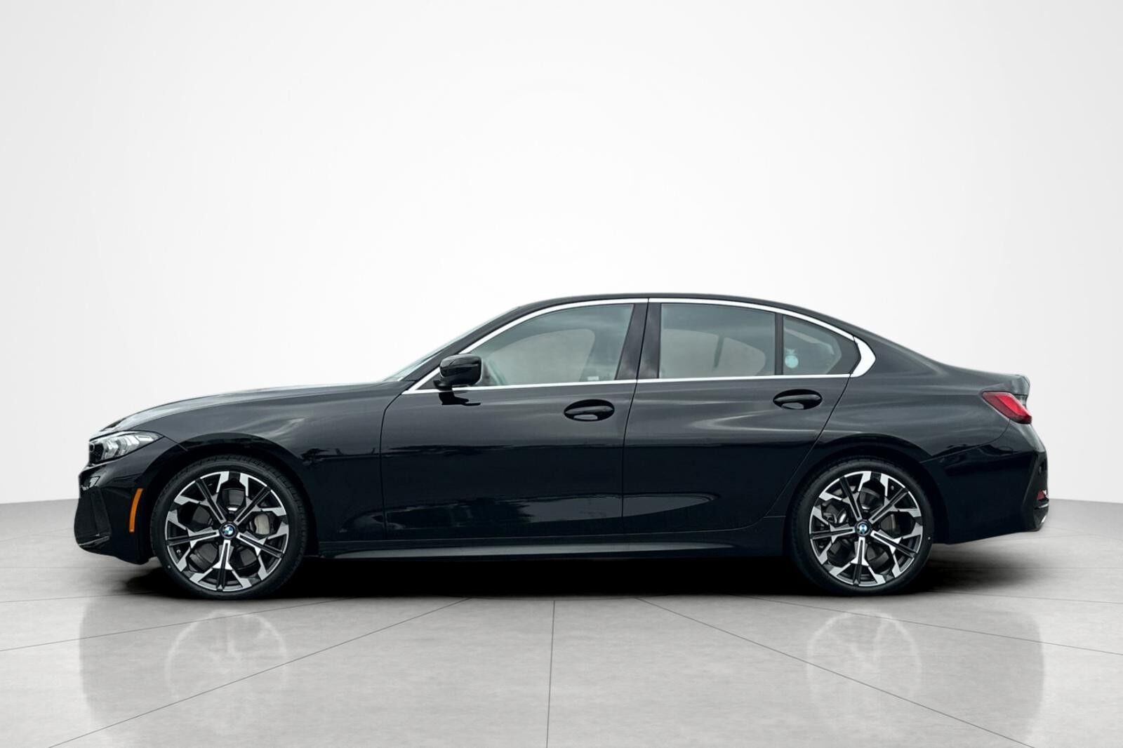 2026 BMW 330i