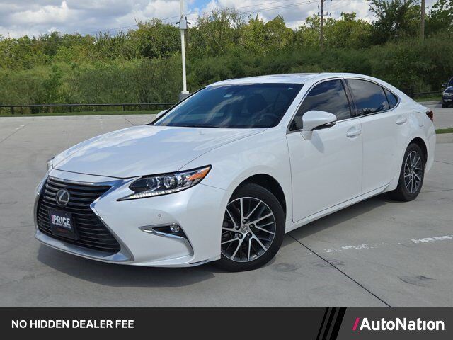 2017 LEXUS ES
