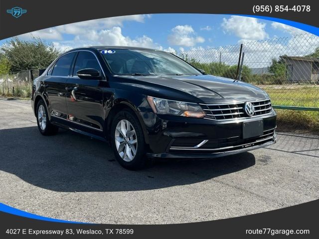 2016 VOLKSWAGEN Passat