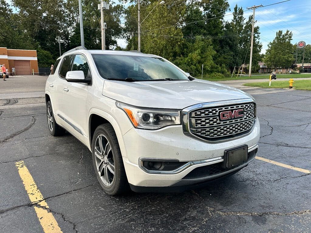 2017 GMC Acadia