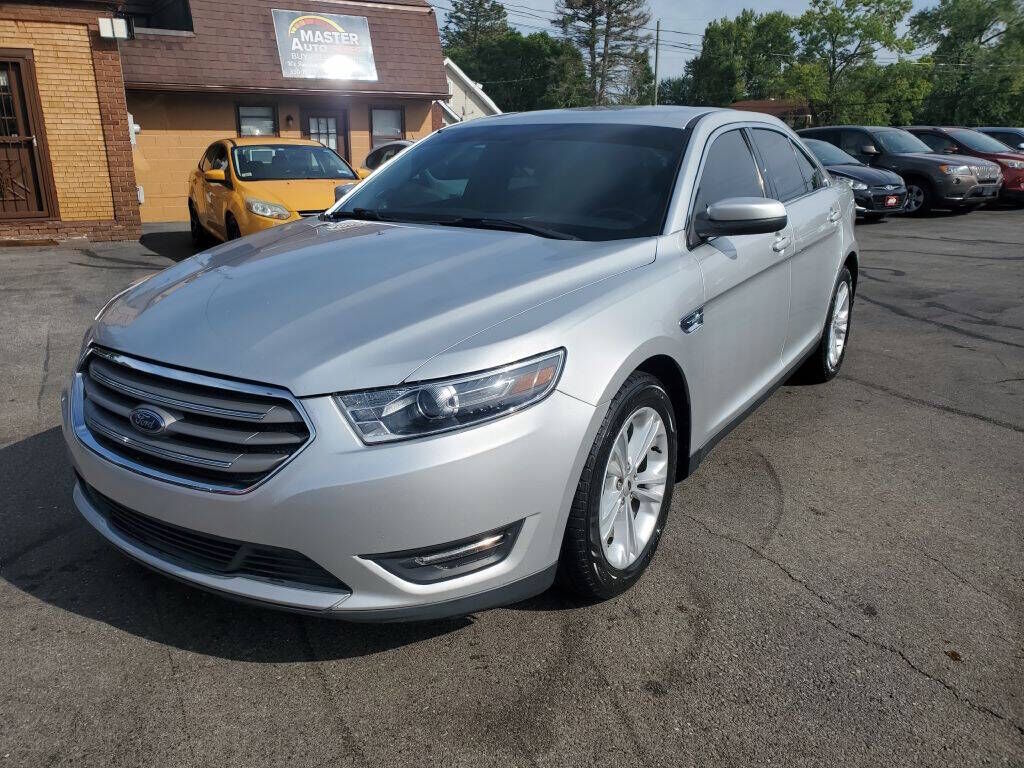 2019 FORD Taurus