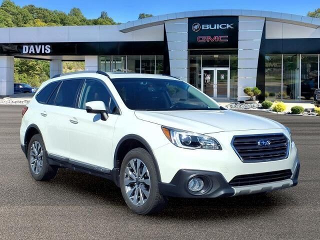 2017 SUBARU Outback