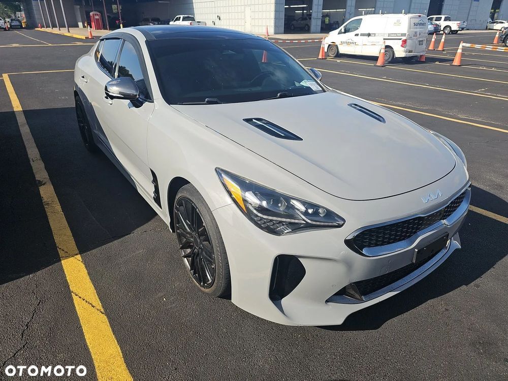 2022 KIA Stinger