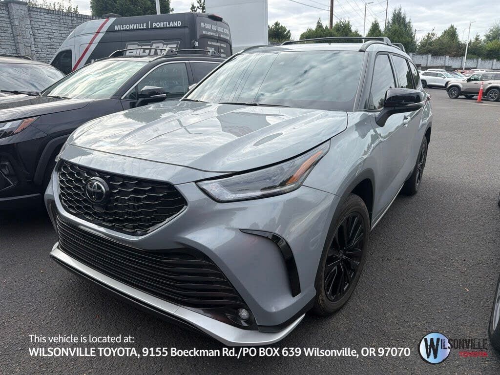 2025 TOYOTA Highlander