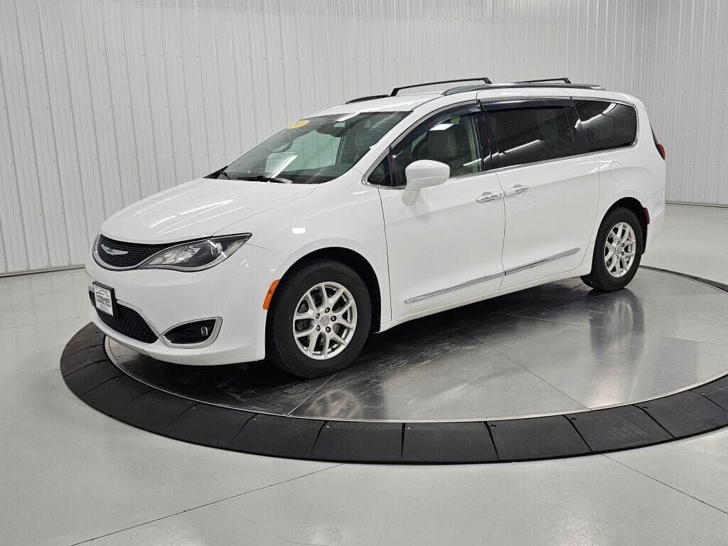 2020 CHRYSLER Pacifica
