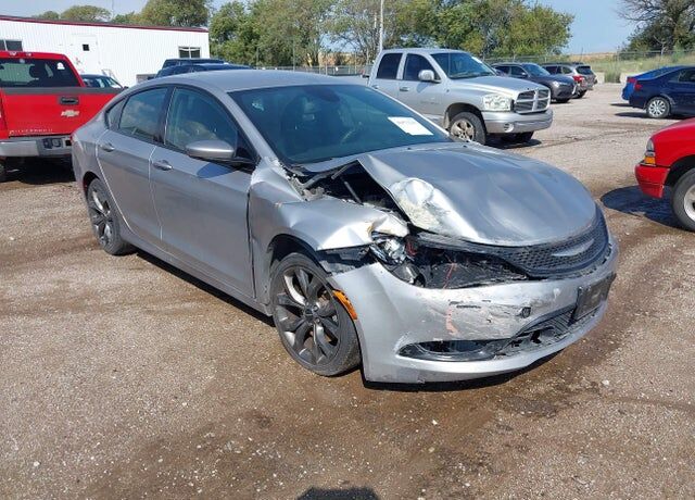 2015 CHRYSLER 200