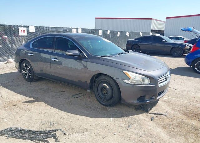 2012 NISSAN Maxima