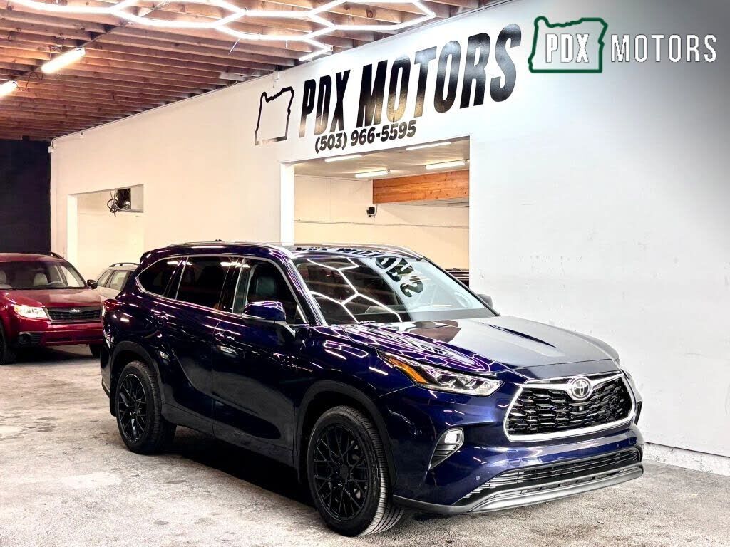2020 TOYOTA Highlander