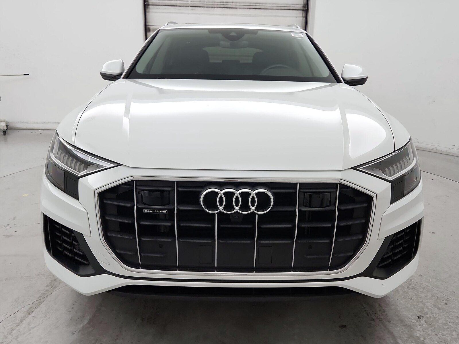 2023 Audi Q8