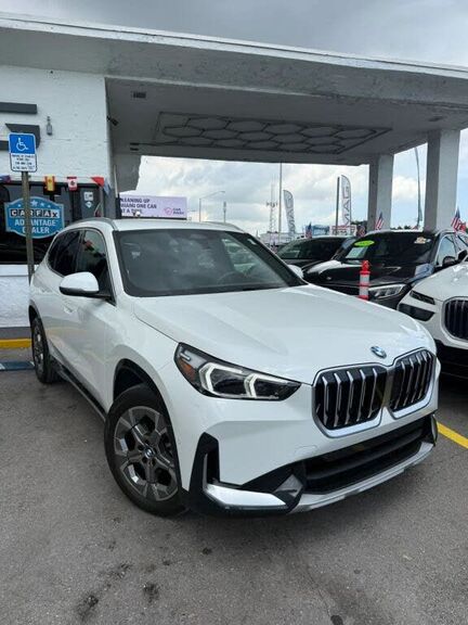 2025 BMW X1